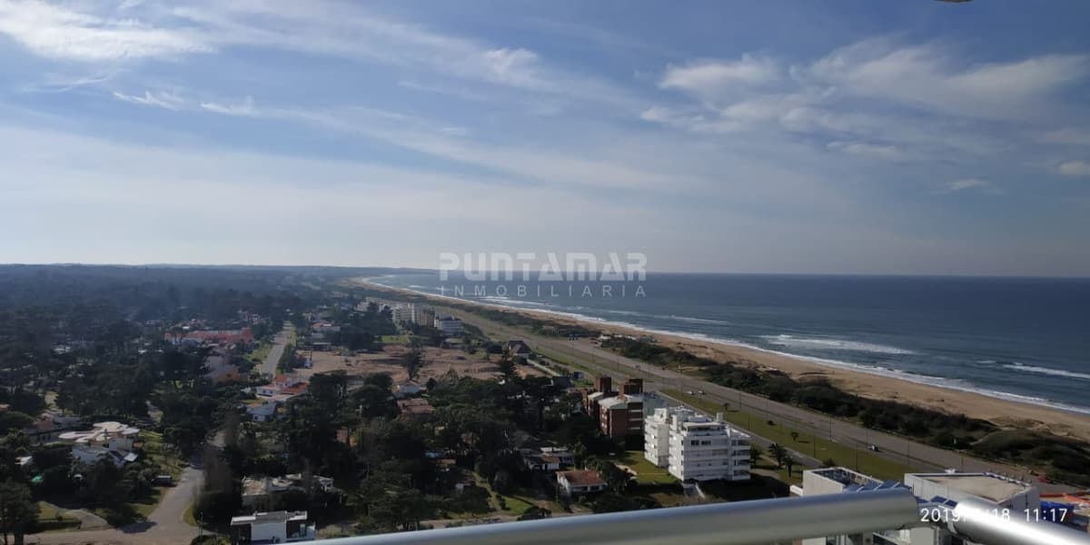 Departamento en alquiler Edificio Look Punta del Este  -