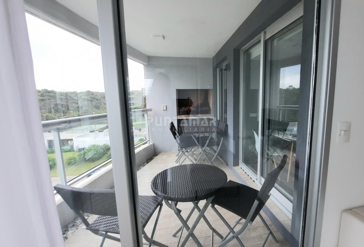 Apartamento ID.212792 - DEPARTAMENTO DE 2 DORMITORIOS CON DEPENDENCIA EN EDIFICIO DE CATEGORIA