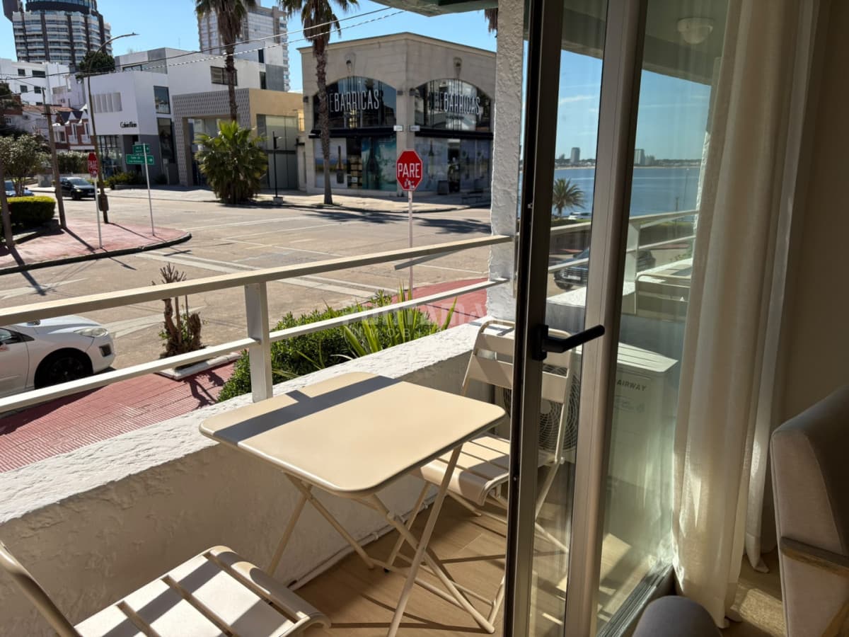 DEPARTAMENTO DE 3 DORMITORIOS EN LA PENINSULA  -