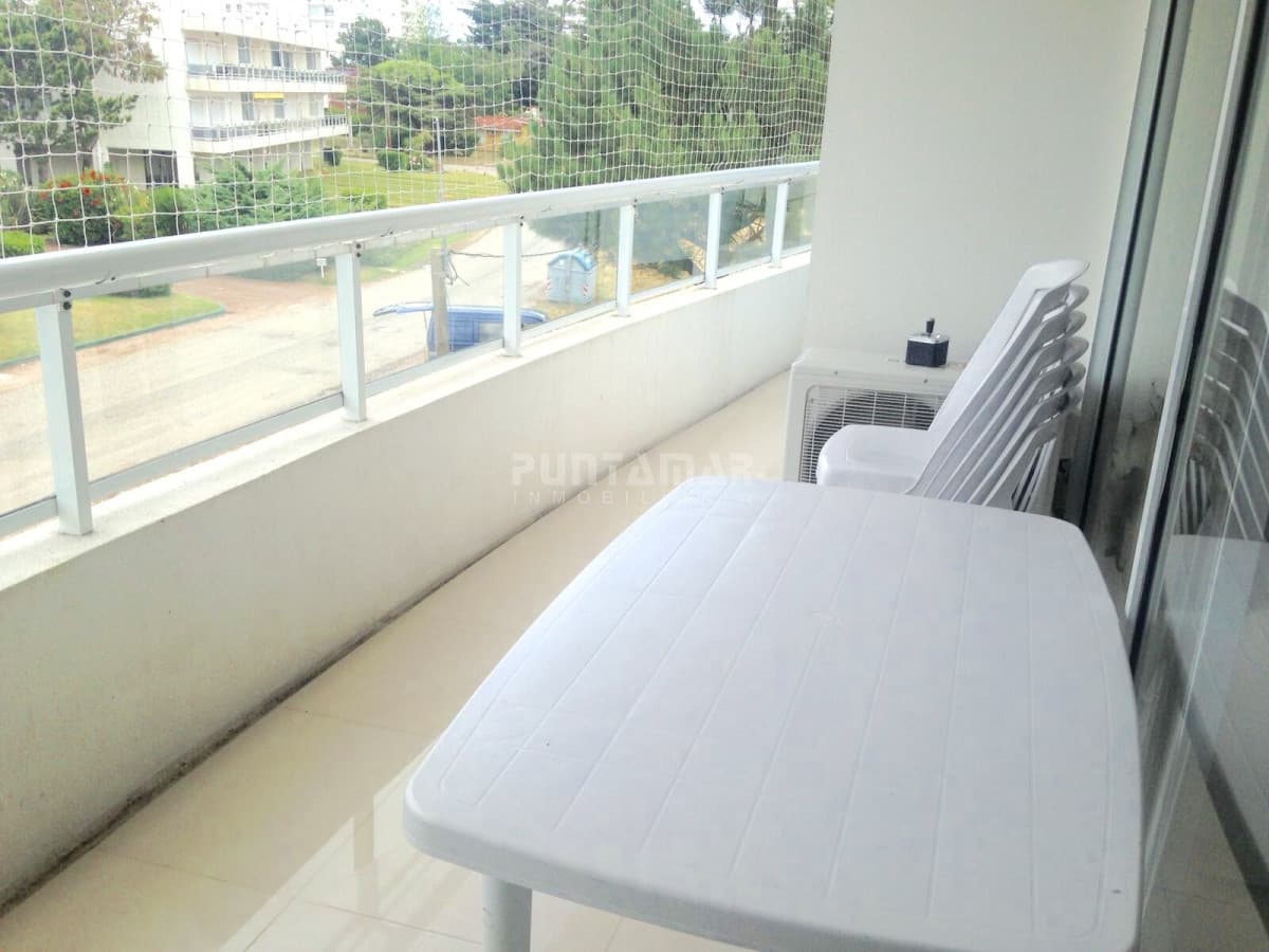 Apartamento en Aidy Grill, 2 dormitorios *  -