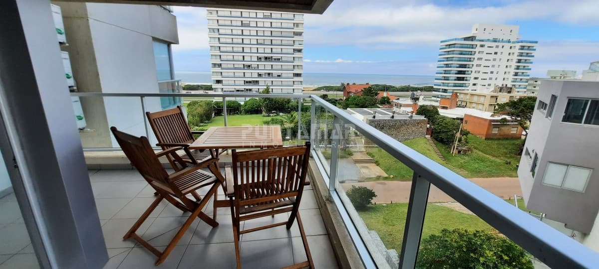 DEPARTAMENTO DE 2 DORMITORIOS EN LA BRAVA  -