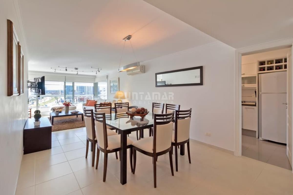 Torre con amenities  -