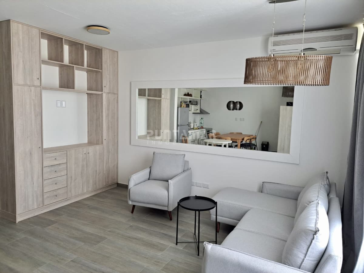 APARTAMENTO EN MANANTIALES DOS DORMITORIOS CON GRAN TERRAZA PROPIA  -
