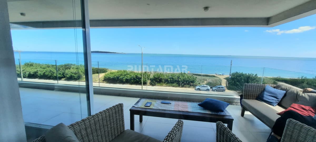 EXCLUSIVO DEPARTAMENTO DE 3 DORMITORIOS EN SUITE EN LA MANSA  -