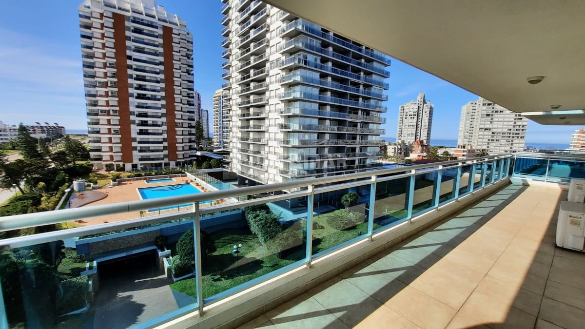 Apartamento ID.212744 - DEPARTAMENTO DE 2 DORMITORIOS SOBRE CHIVERTA