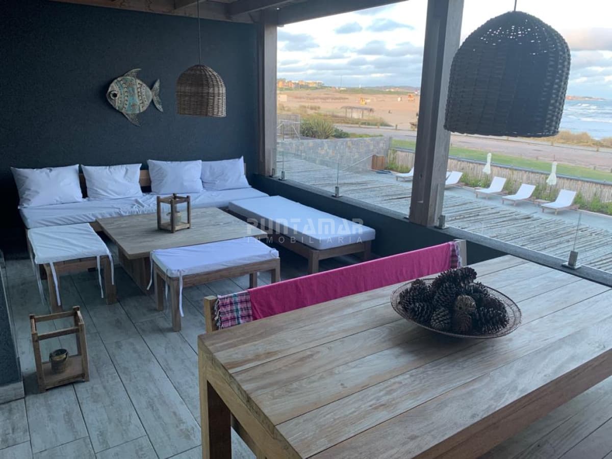 APARTAMENTO EN ALQUILER INVERNAL Y TEMPORAL, FRENTE AL MAR EN LA BARRA   -