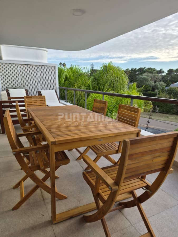 DEPARTAMENTO DE 3 DORMITORIOS EN RINCON DEL INDIO  -