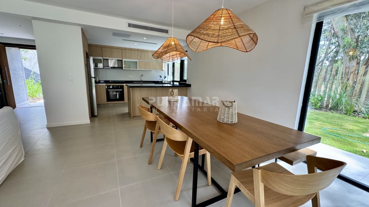 OPORTUNIDAD APARTAMENTO A ESTRENAR EN LA BARRA DE 3 DORMITORIOS  -