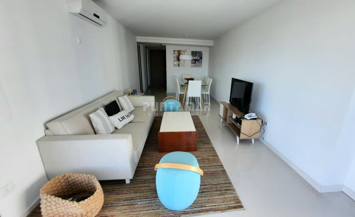 Apartamento ID.212473 - EXCELENTE DEPARTAMENTO EN EDIFICIO DE GRAN CATEGORIA