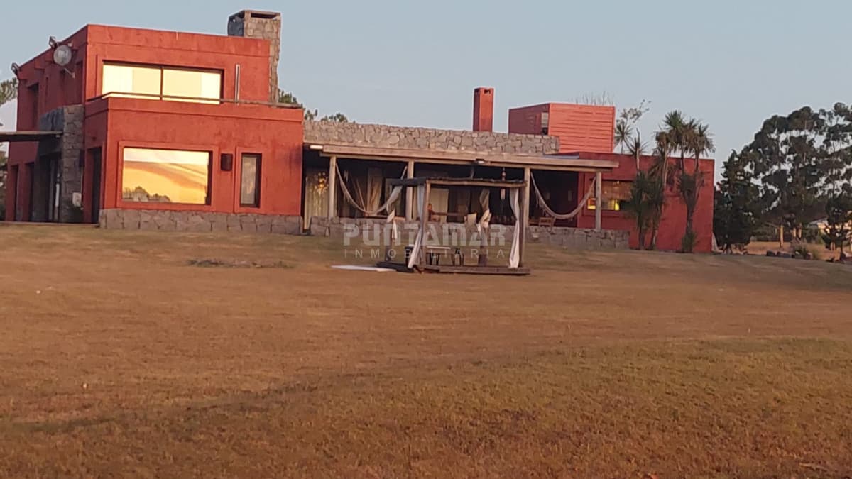 Casa en alquiler en El Quijote  -