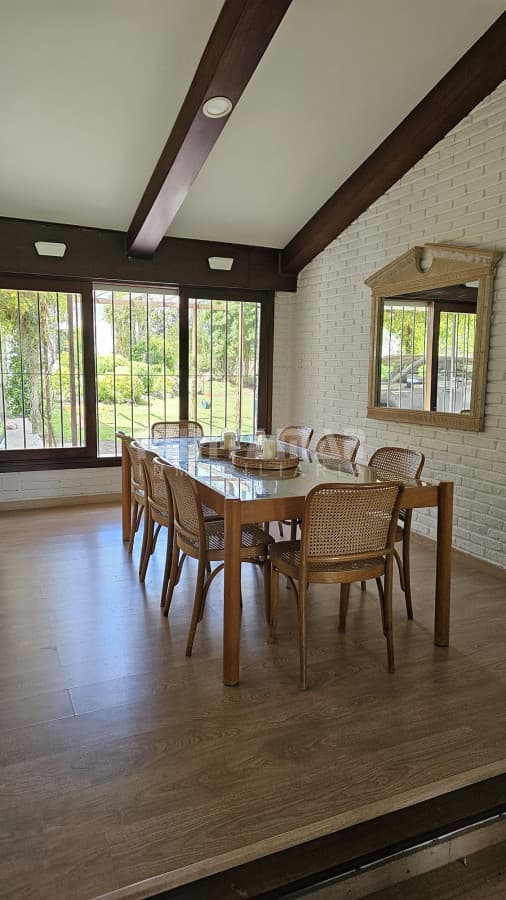 Casa en alquiler con piscina   -