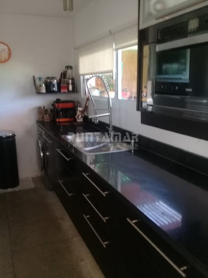 CASA EN ALQUILER 3 DORMITORIOS EN LA BARRA   -
