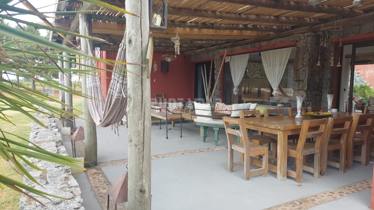 Casa en alquiler en El Quijote  -