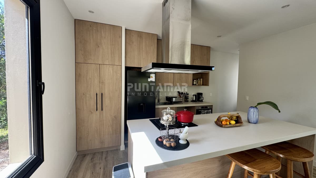 ALQUILER CASA DE 2 DORM A ESTRENAR EN MONTOYA A METROS DEL MAR   -