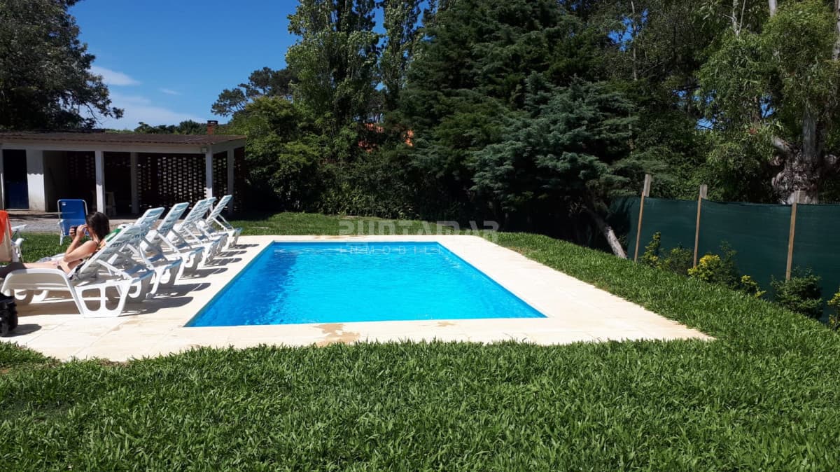 ALQUILER CASA DE 5 DORMIS CON PISCINA  -