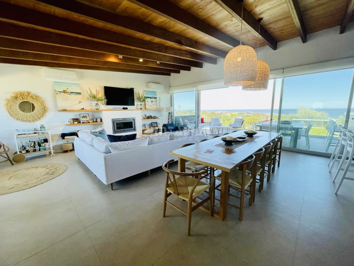 Casa ID.211944 - VENTA DE ESPECTACULAR CASA CON PISCINA Y VISTA AL MAR EN EL CHORRO