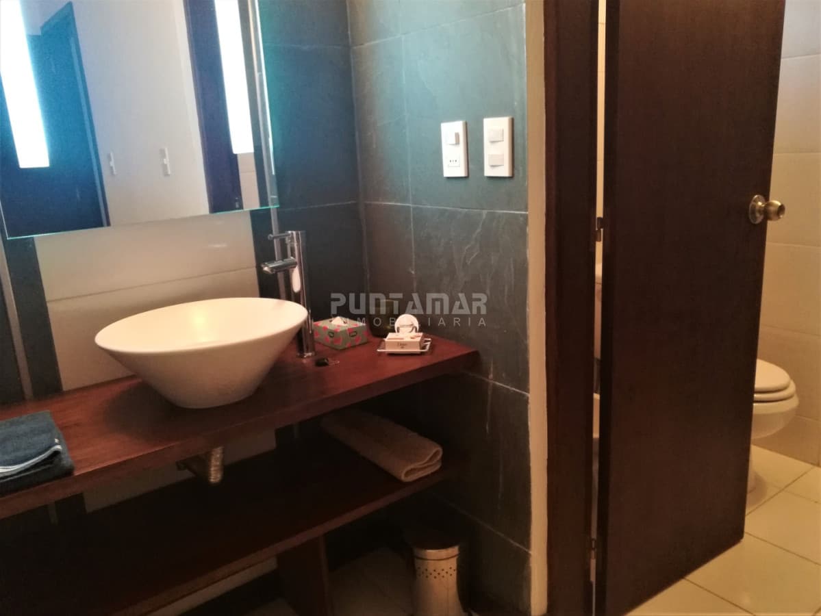 ALQUILER DE CASA EN MONTOYA 3 DORMITORIOS CON PISCINA  -