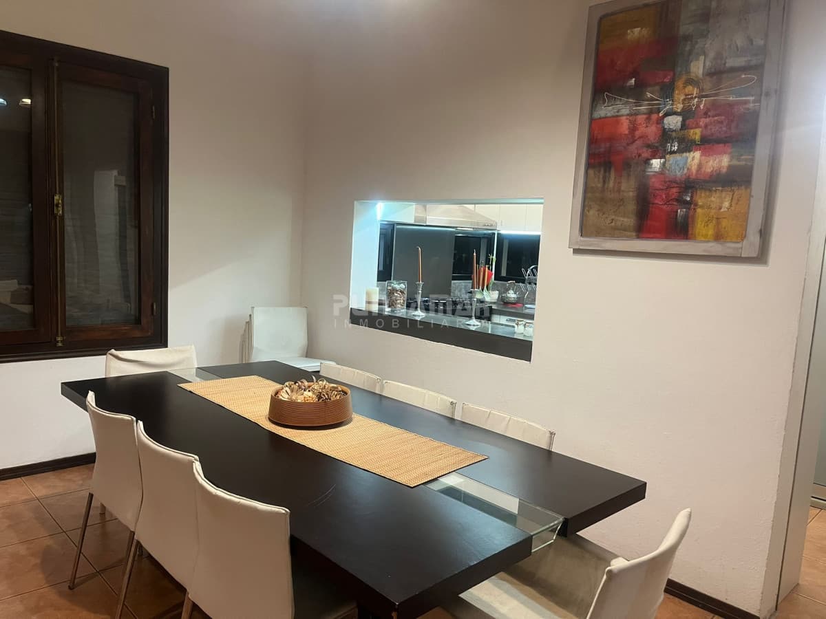 CASA EN TIO TOM A 2 CUADRAS DEL MAR  -