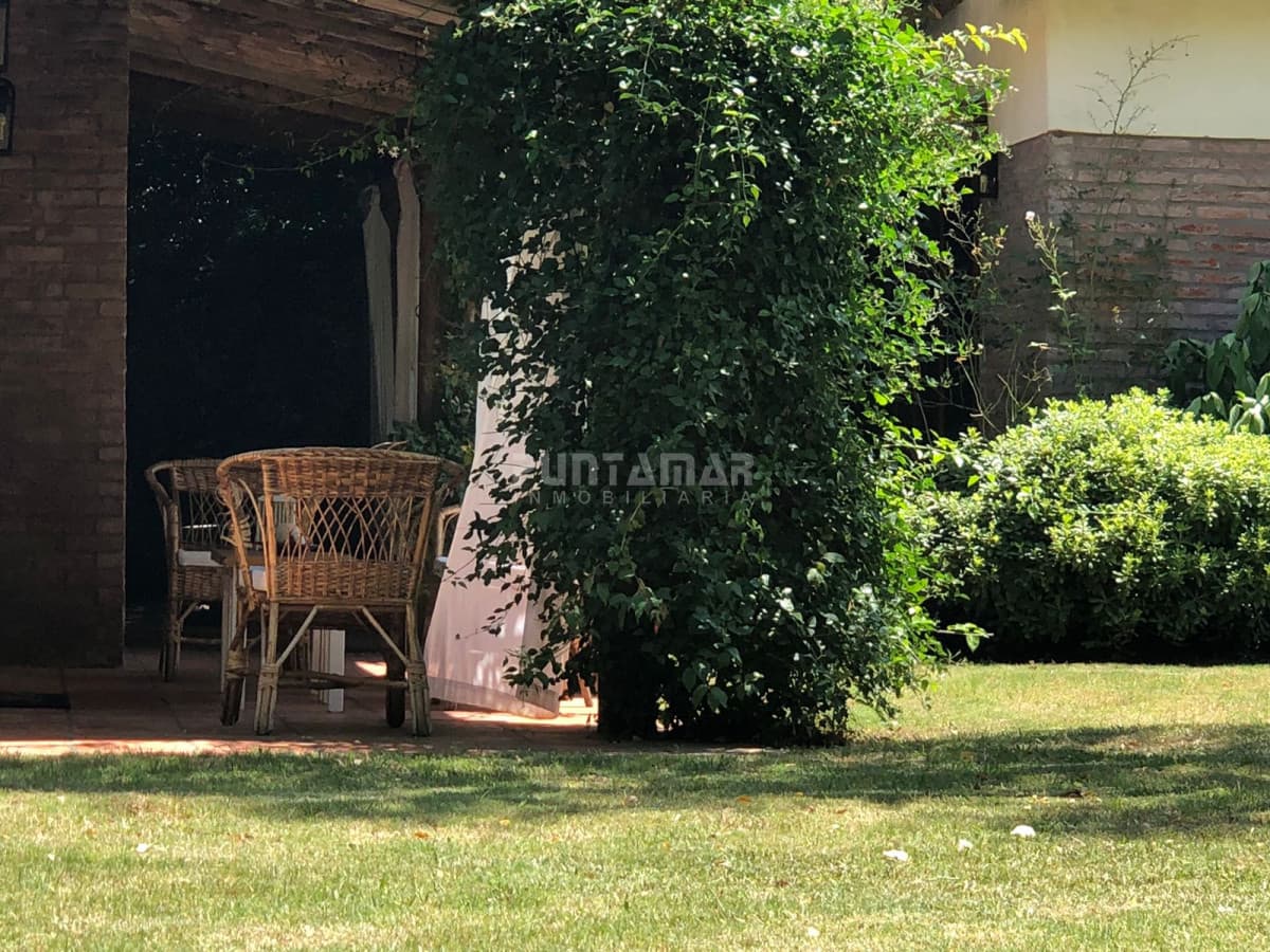 ALQUILER CASA CON PISCINA EN LA BARRA   -