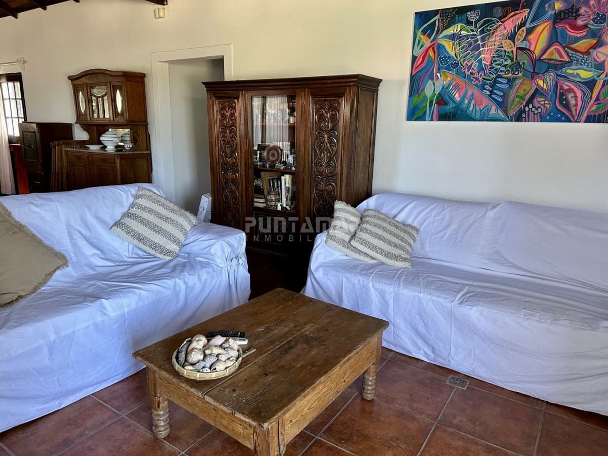 ALQUILER CASA MONTOYA 4 DORMITORIOS  -