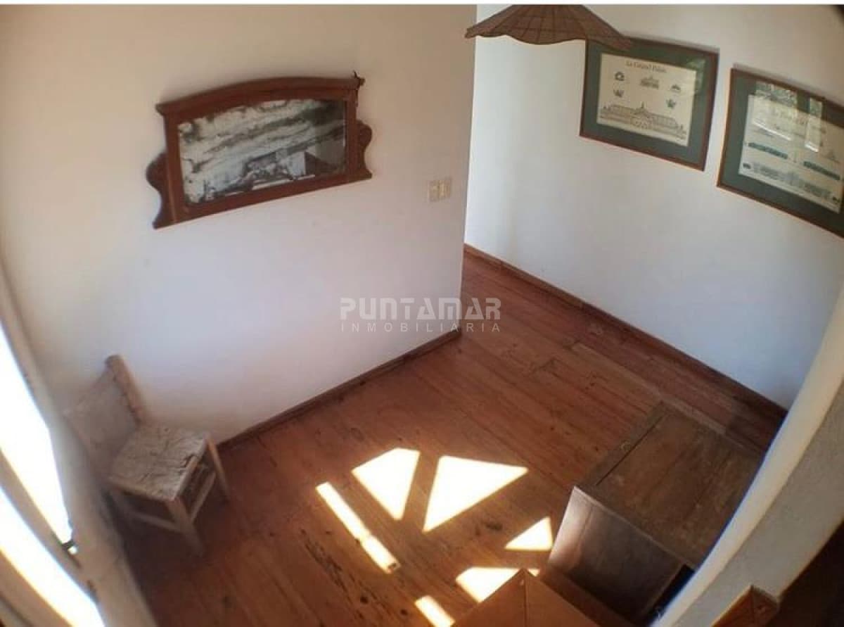 ALQUILER DE CASA DE 6 DORMITORIOS EN LA BARRA  -