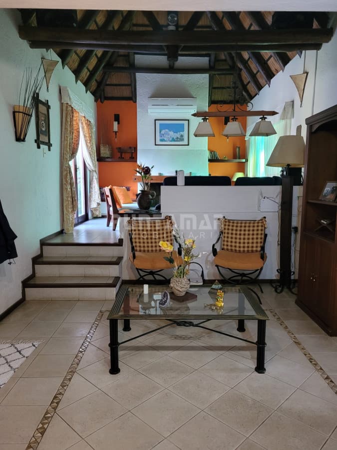 Casa ID.213458 -  VENTA Y ALQUILER ANUAL,  CASA  EN PINARES CERCA DEL MAR