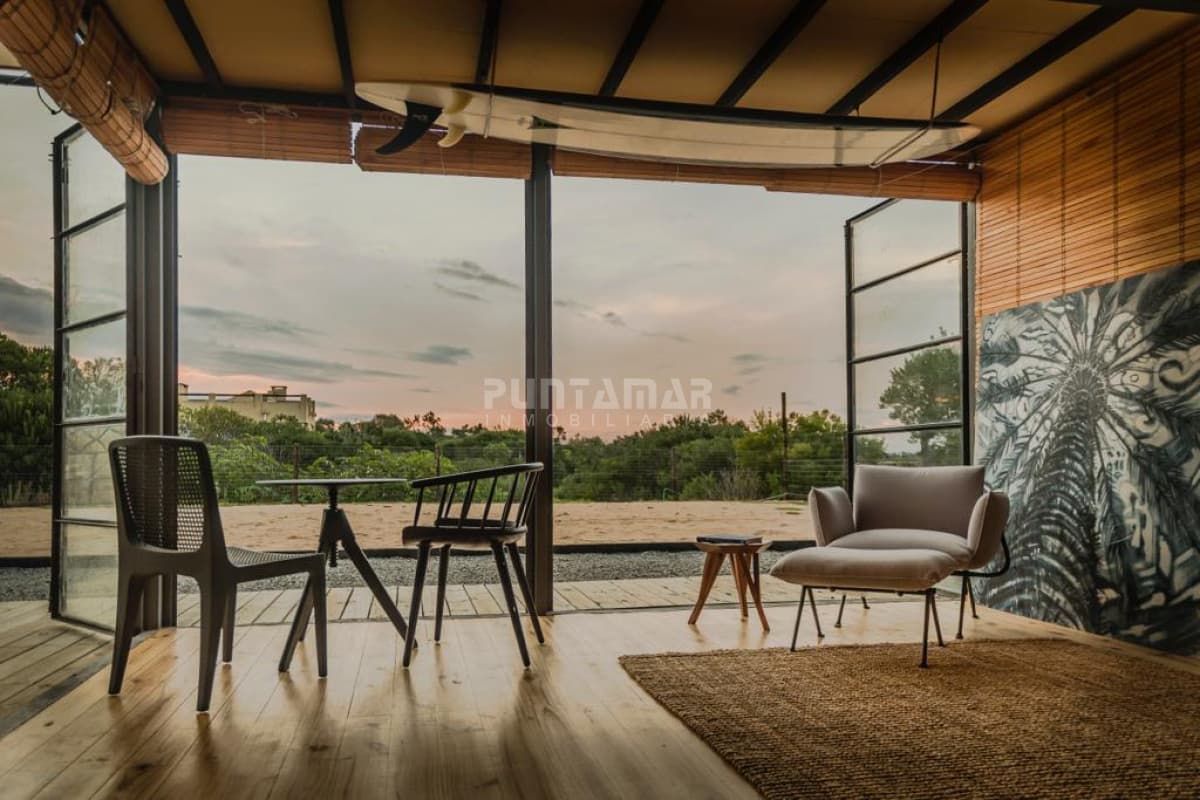 Casa ID.213199 - ALQUILER O VENTA MODERNA CASA EN ALTOS DE PUNTA PIEDRA A METROS DE LA PLAYA