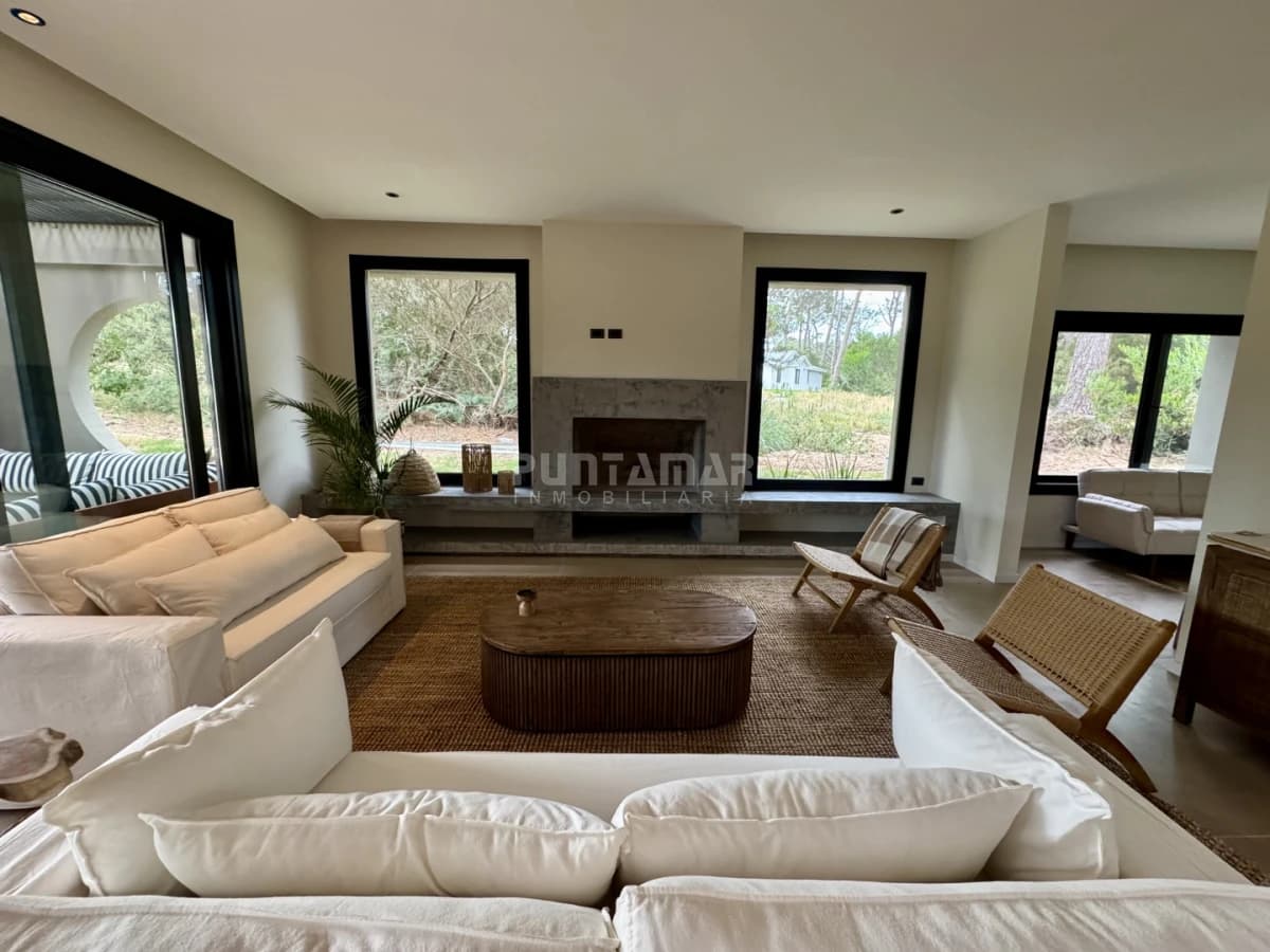 Casa a estrenar en Reserva Montoya  -