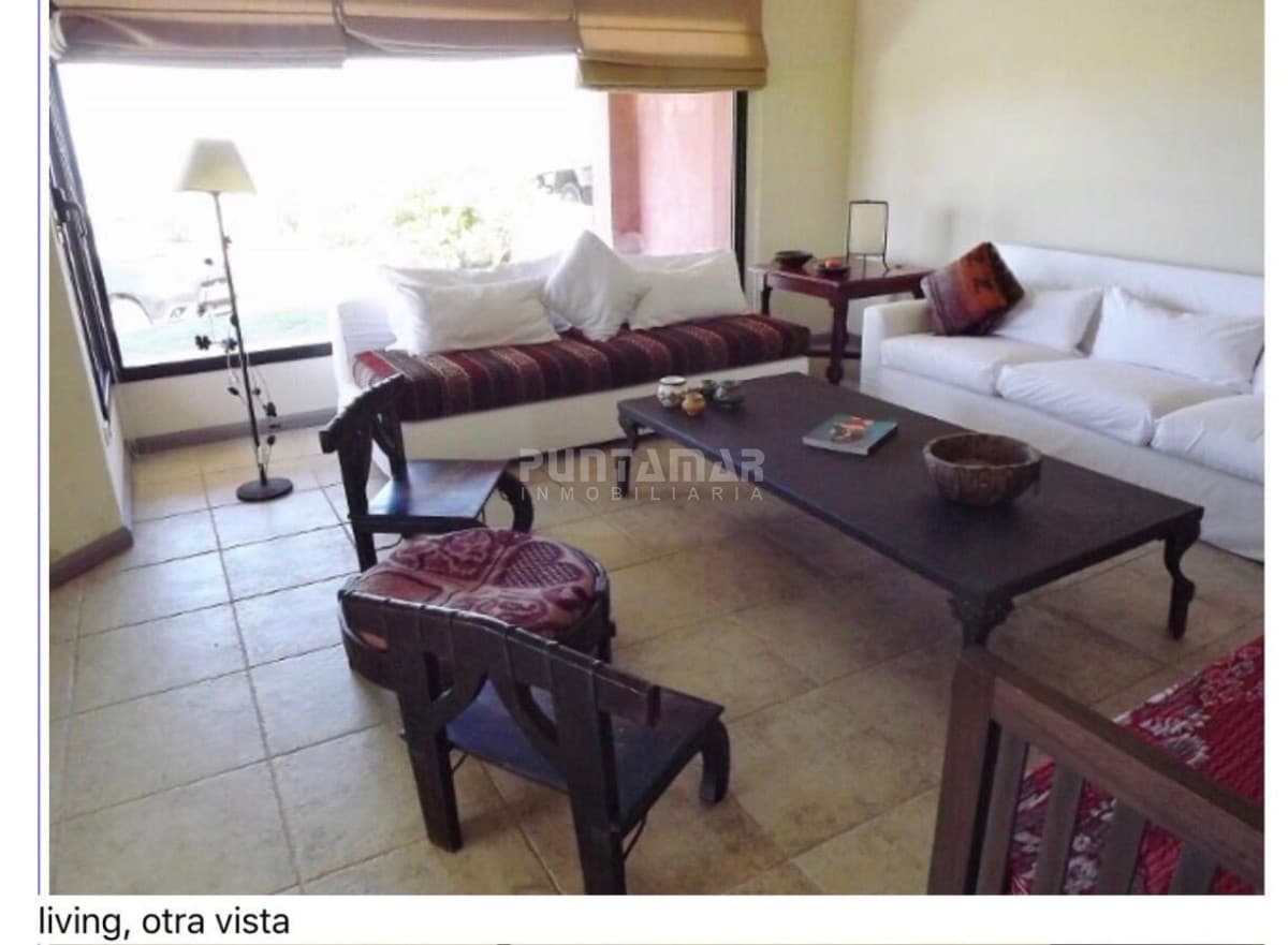 Casa en Montoya, 3 dormitorios *  -