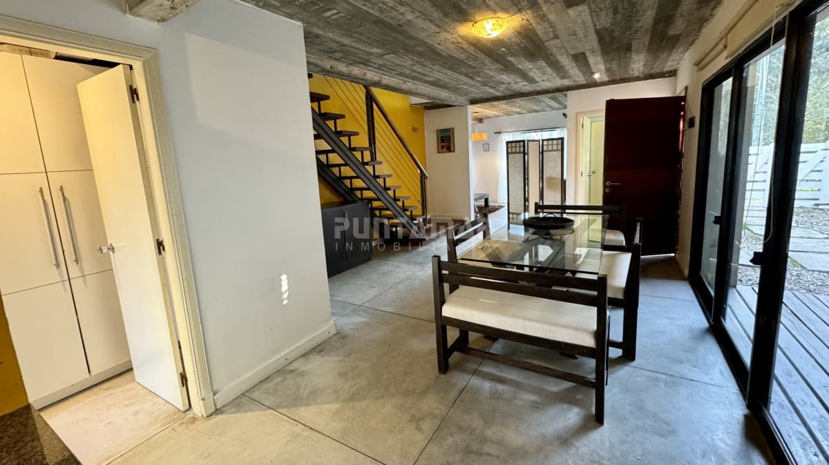 Casa ID.210787 - MUY LINDA CASA EN LA BARRA 3 DORMITORIOS CON PISCINA