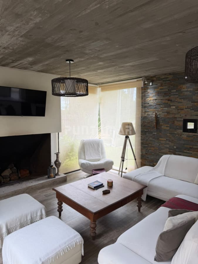 ALQUILER CASA 3 DORM Y PISCINA CLIMATIZADA EN MONTOYA  -