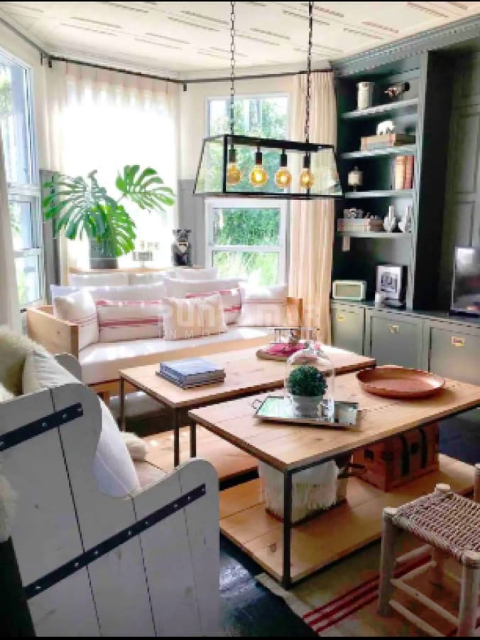 Casa de 6 dormitorios en alquiler en Montoya  -