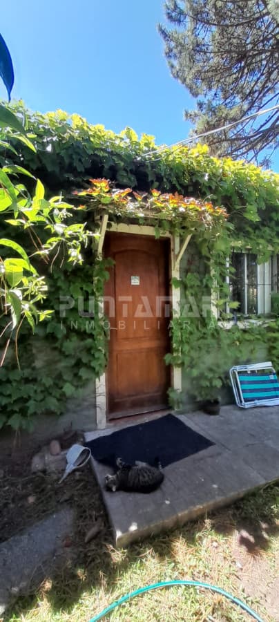 CASA DE 2 DORMITORIOS EN LA MANSA  -