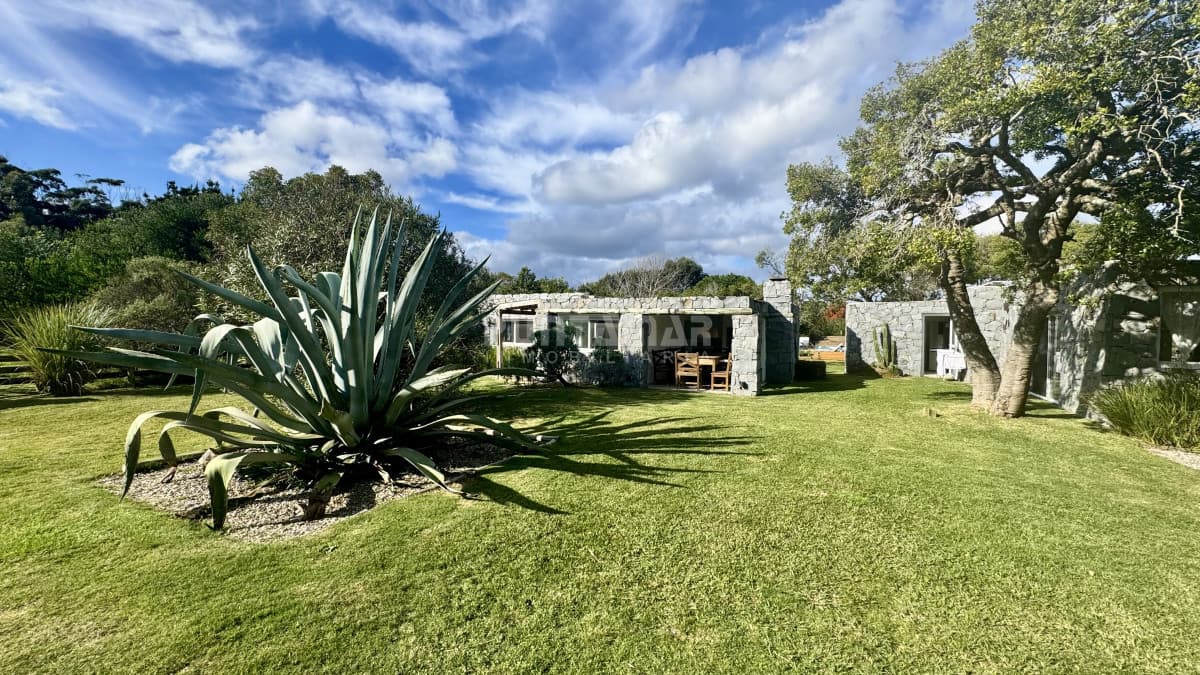 Casa en alquiler Pueblo San Vicente   -