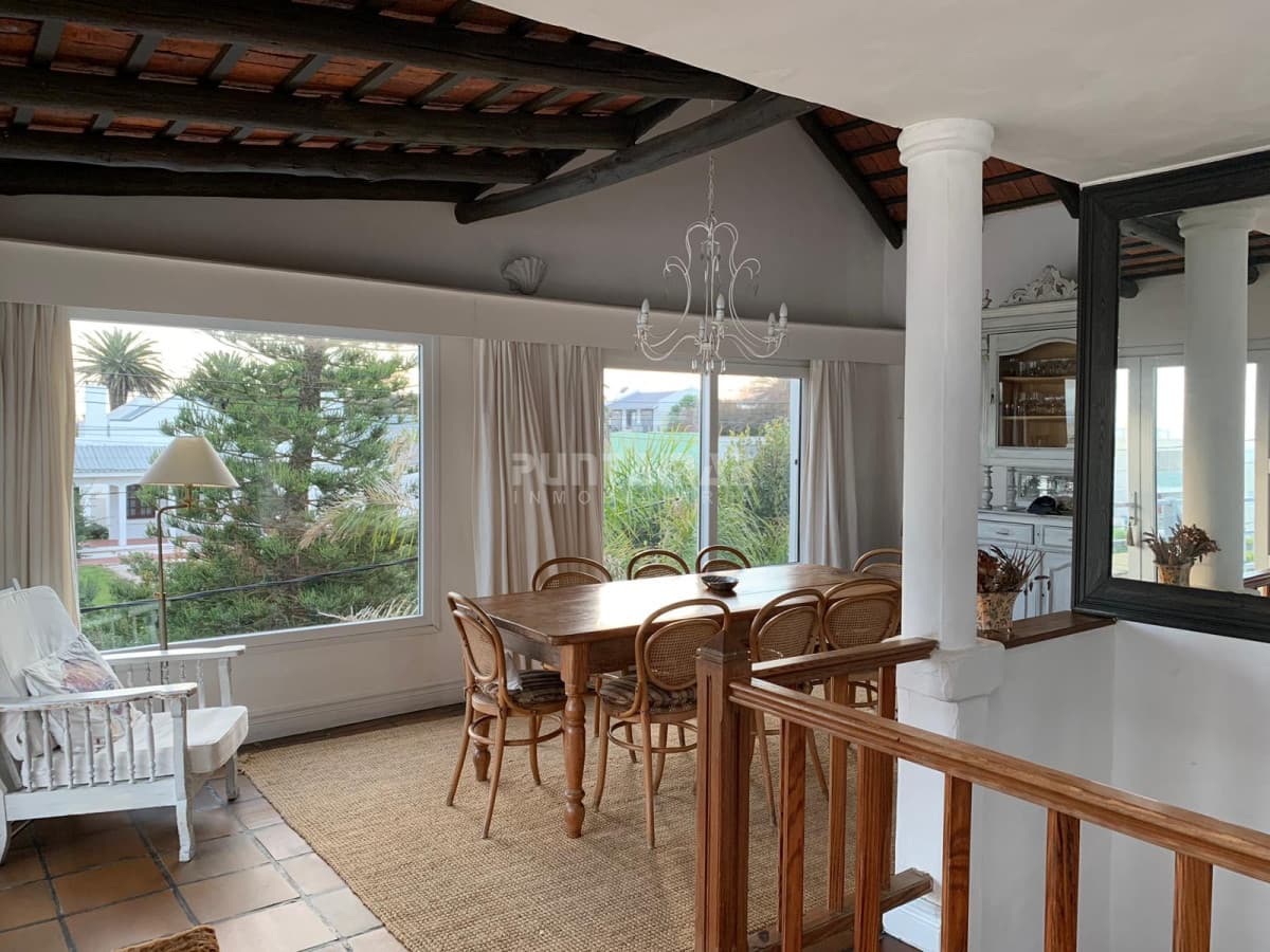 Casa en alquiler La Barra de la ruta al mar, 4 dormitorios, vista  -