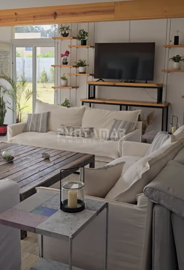 ALQUILER CASA EN EL CORAZÓN DE LA BARRA  -