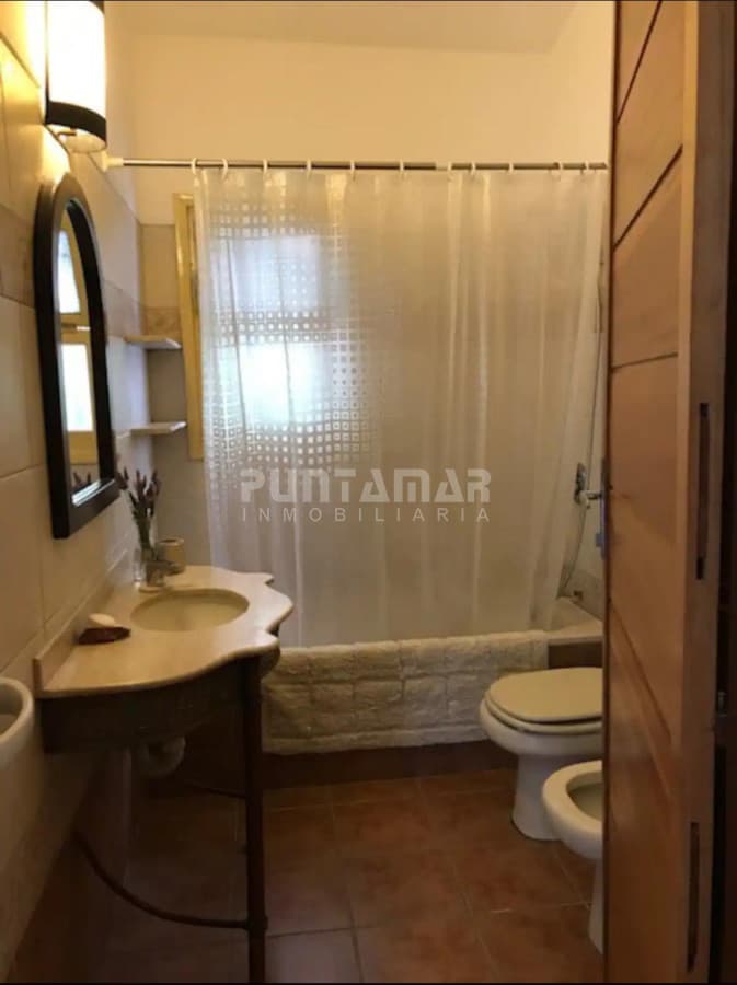 ALQUILER CASA ENTRE EL GOLF Y SAN RAFAEL  -