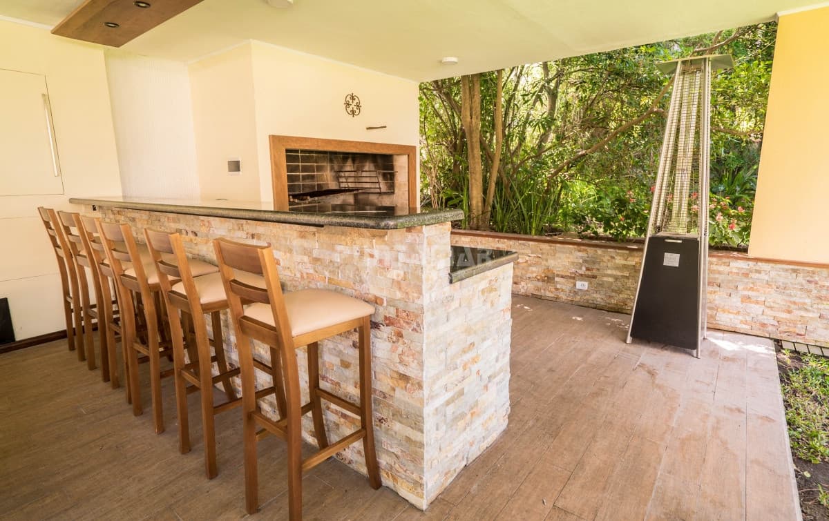 Casa ID.212155 - VENTA EN LA MANSA CASA 6 DORMITORIOS CERCA DEL MAR