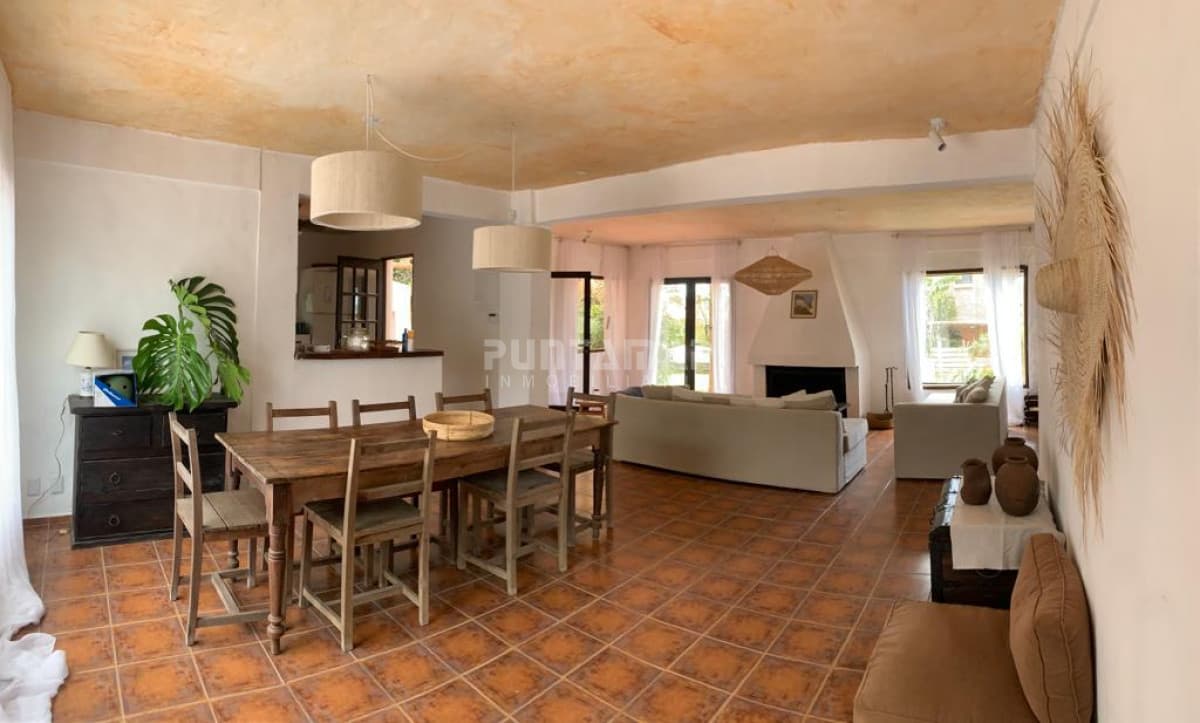 ALQUILER CASA EN MOTOYA 4 DORMITORIOS  CERCA DEL MAR  -