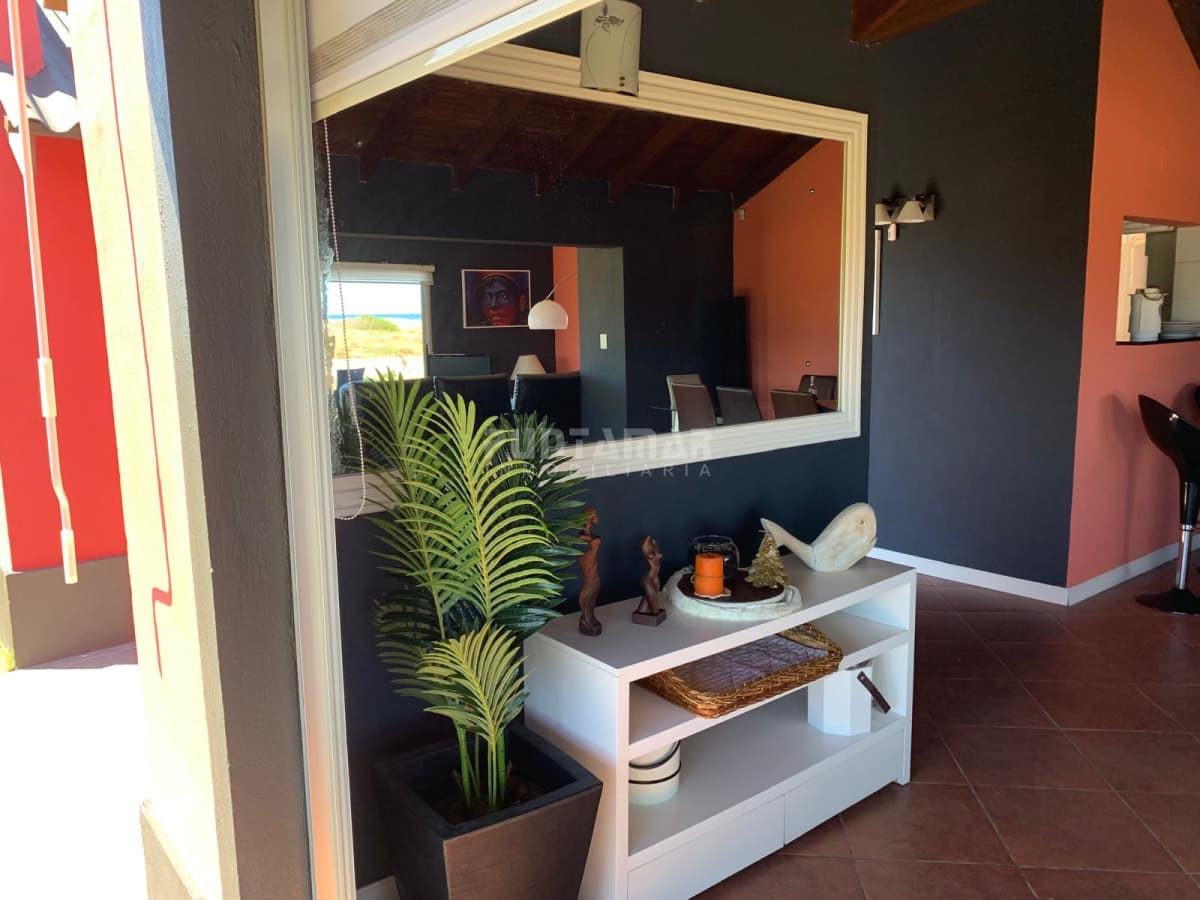 ALQUILER CASA FRENTE AL MAR EN BALN BS.AS  -