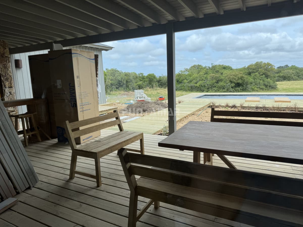 Casa ID.213824 - VENTA CASA 4 DORMITORIOS EN SUITE