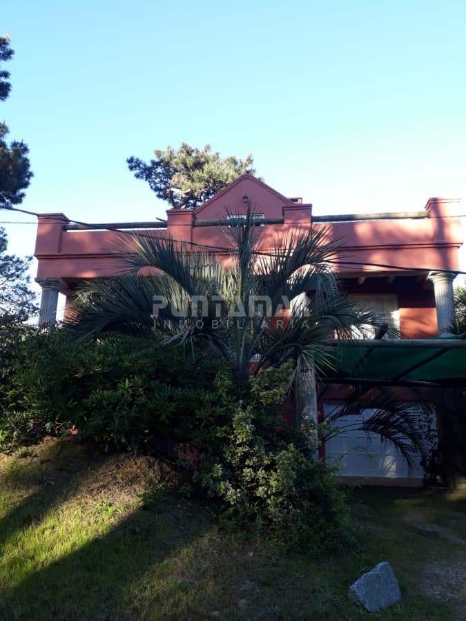 Casa en Montoya, 4 dormitorios *  -