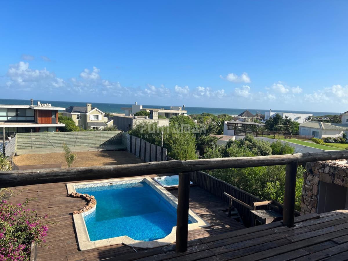 ALQUILER CASA MONTOYA DE 6 DORM CON VISTA AL MAR Y PISCINA  -