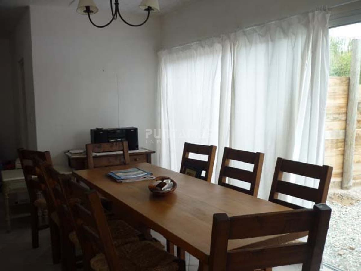 Casa en La Barra, 2 dormitorios *  -