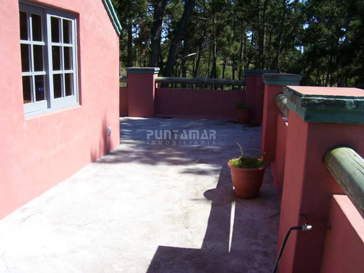 Casa en Montoya, 4 dormitorios *  -