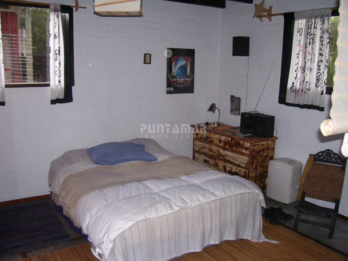CASA EN MONTOYA DE UN DORMITORIO CERCA DEL MAR  -