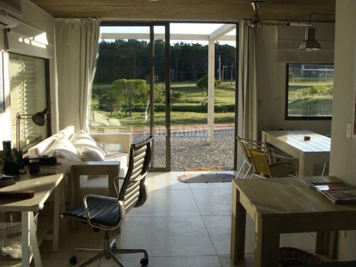 Casa en San Vicente, 3 dormitorios *  -