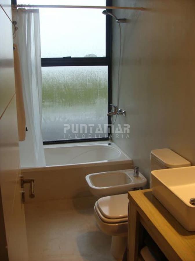 Casa en San Vicente, 3 dormitorios *  -