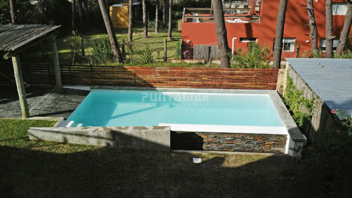 Casa en Montoya, 3 dormitorios *  -