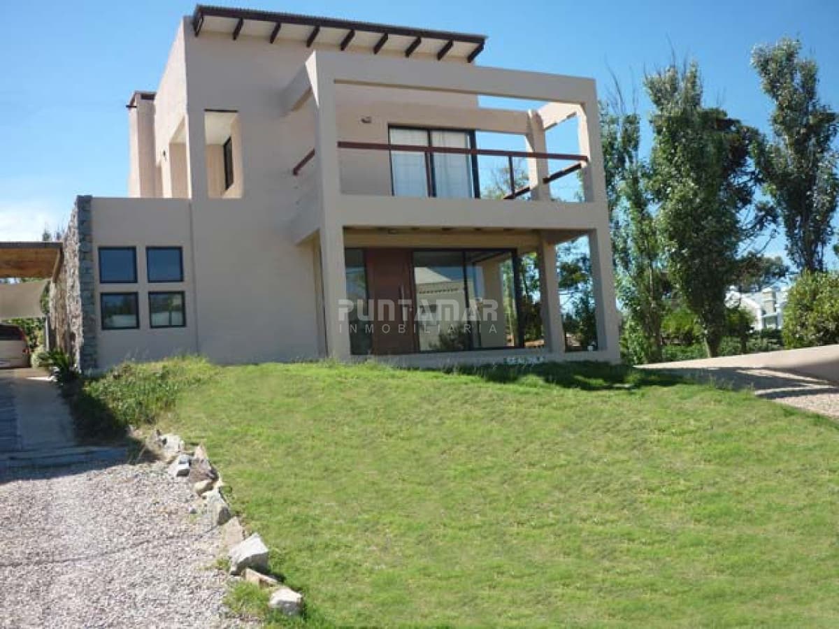 Casa ID.210948 - Venta de. Casa  en la Barra a pasos de playa Montoya